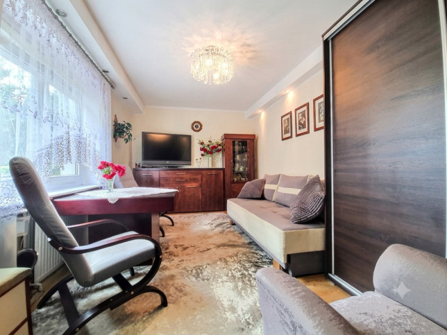 Dom Sprzedaż Ruszowice Bursztynowa 7