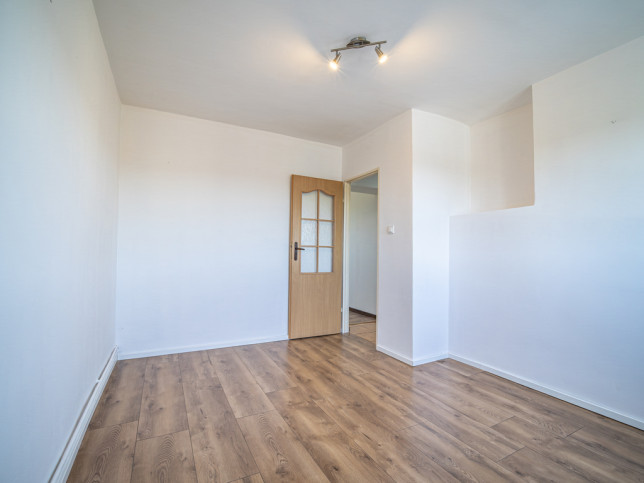 Mieszkanie Sprzedaż Karów Karów 25b 6