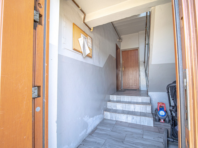 Mieszkanie Sprzedaż Karów Karów 25b 12