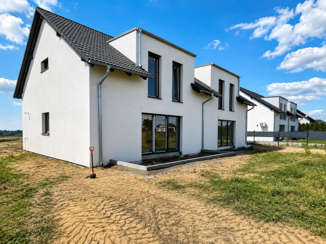 Dom Sprzedaż Bytnik 1